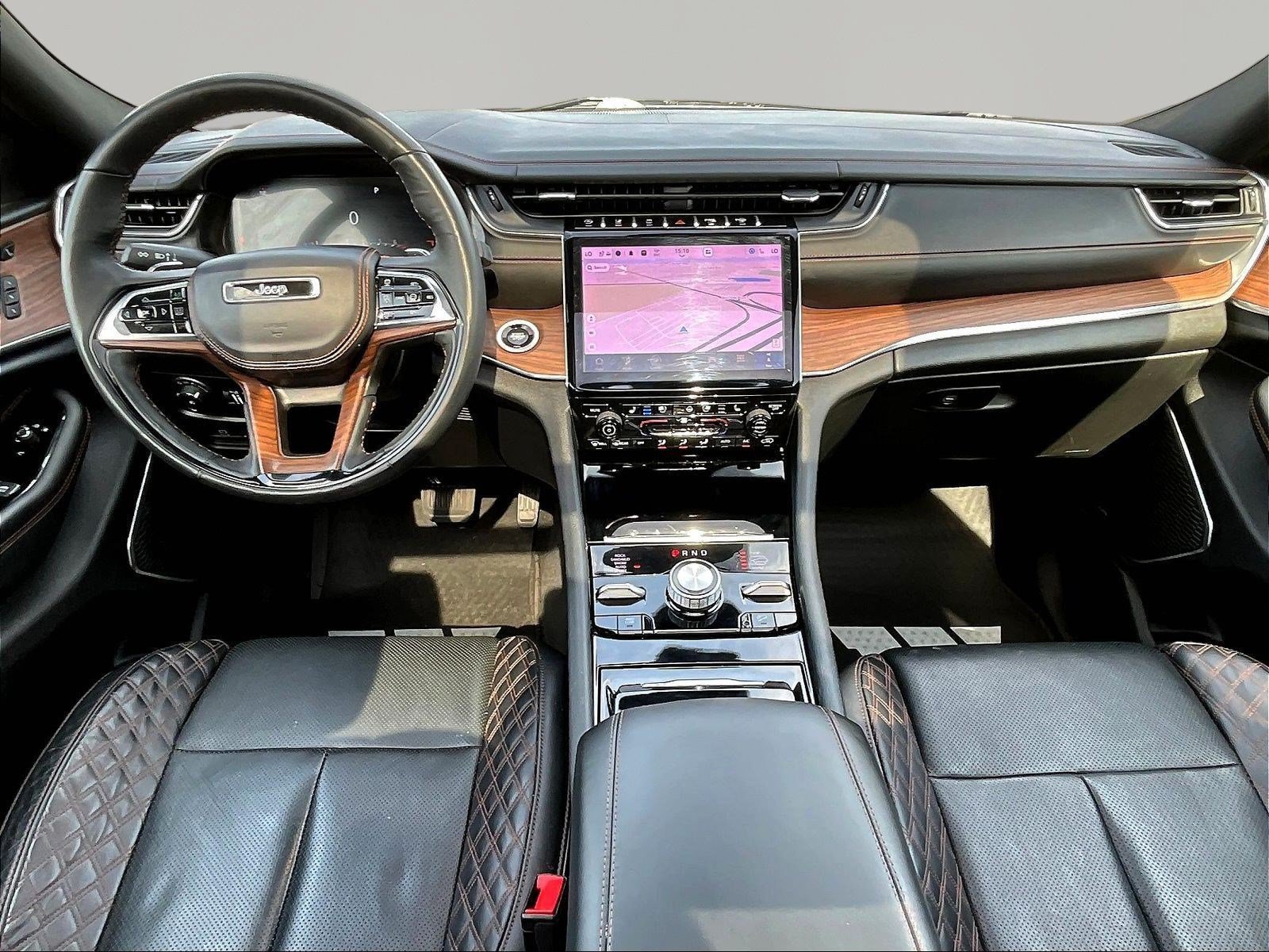 Used 2025 Jeep Grand Cherokee Summit w/ MOPAR Finishing Package AWD/4WD image 7