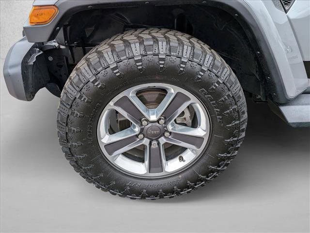 Used 2019 Jeep Wrangler Unlimited Sahara image 22