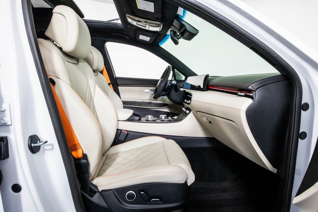 Used 2026 Genesis GV70 3.5T Sport Prestige image 10