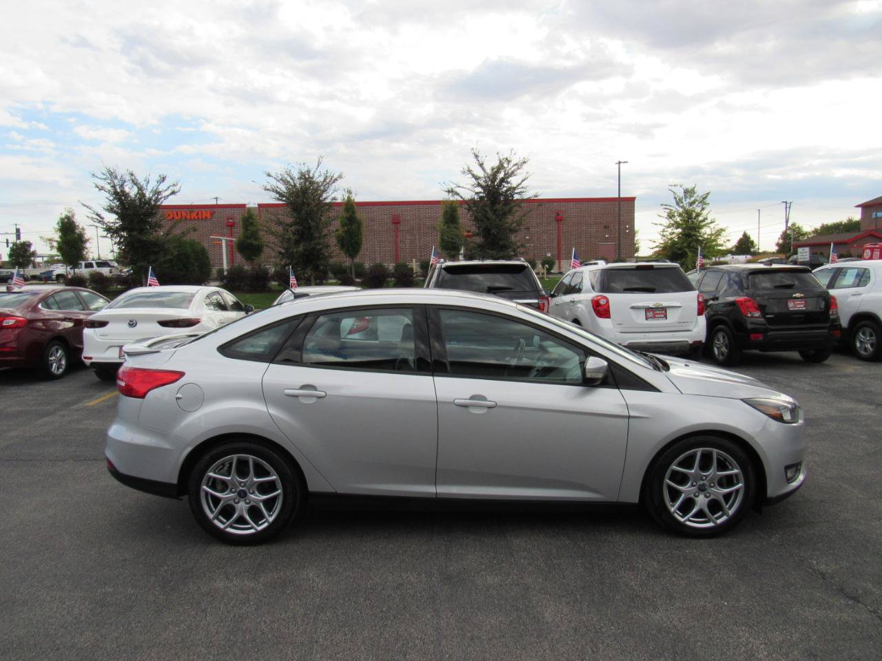 Used 2015 Ford Focus SE w/ Equipment Group 201A FWD image 7