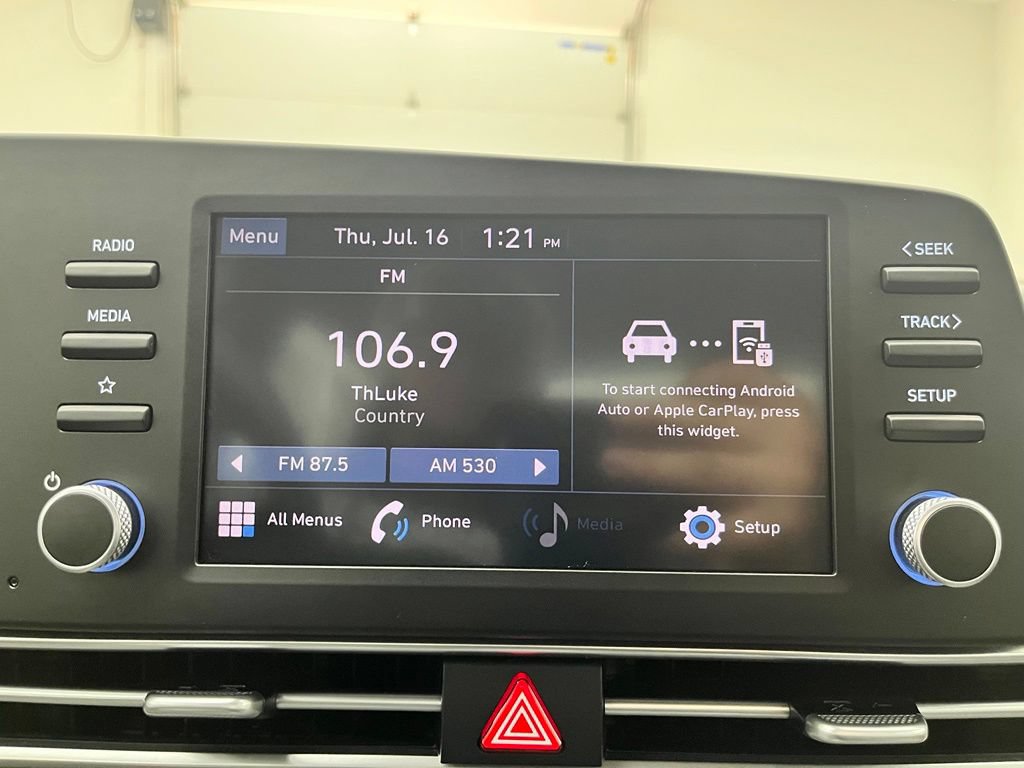Used 2023 Hyundai Elantra SE FWD image 25