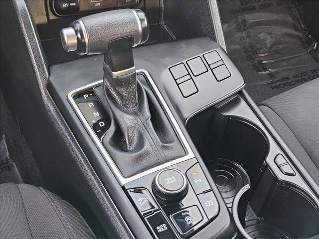 Used 2024 Kia Sportage LX image 12