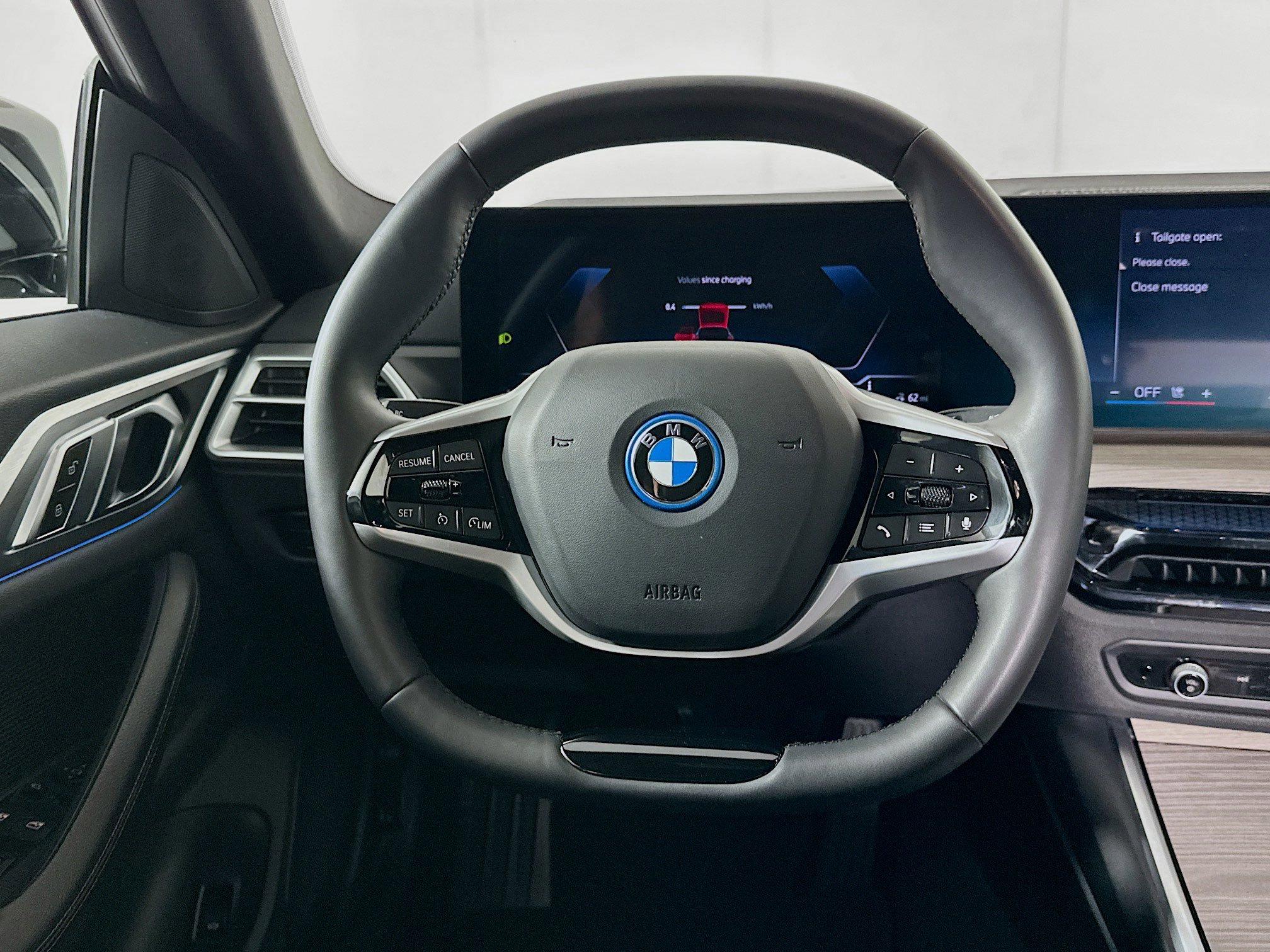 Used 2025 BMW i4 eDrive40 image 18