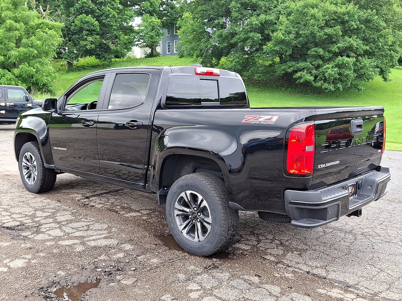Used 2022 Chevrolet Colorado Z71 AWD/4WD image 22