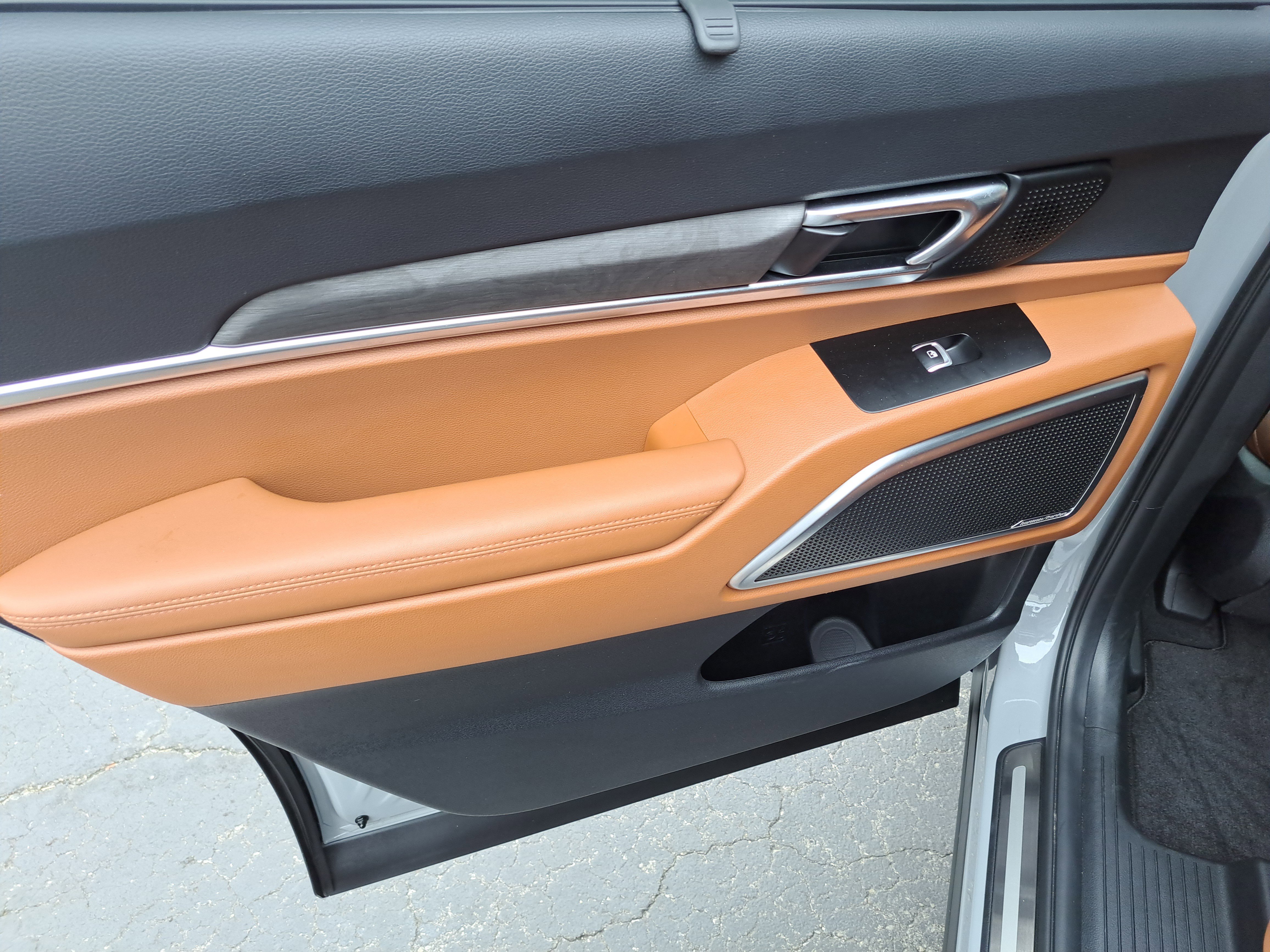 Used 2024 Kia Telluride SX X-Pro image 12