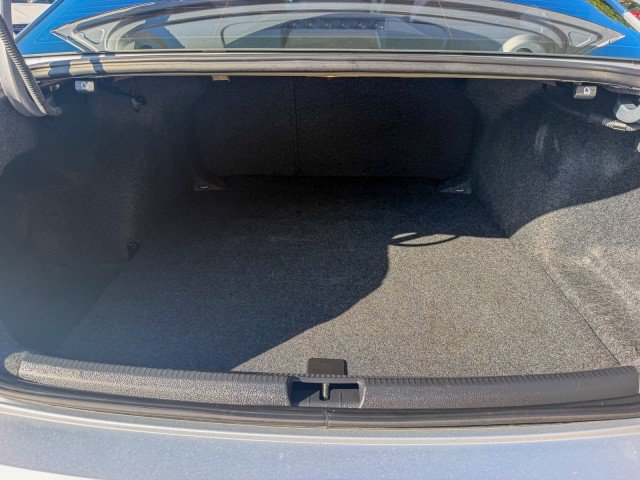 Used 2018 Volkswagen Passat 2.0T R-Line w/ R-Line Lighting Package FWD image 17