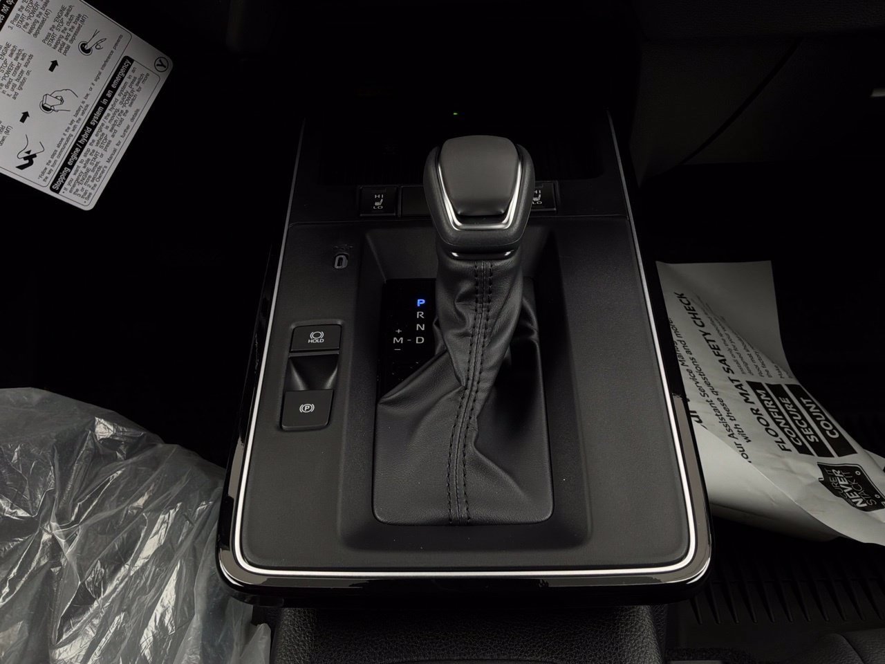 New 2026 Toyota Corolla Cross XLE w/ Convenience Package FWD image 24