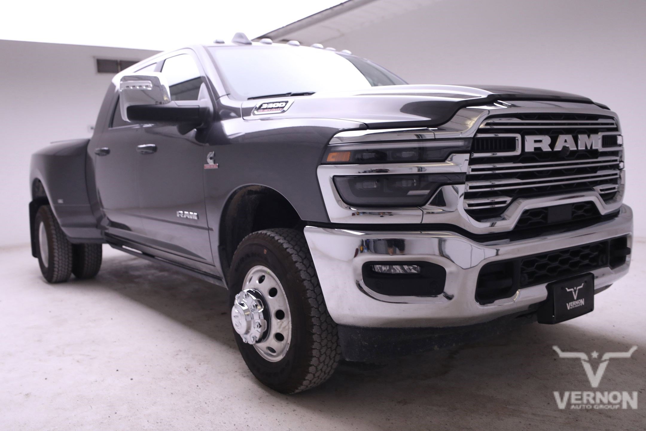 New 2025 RAM 3500 Laramie image 7