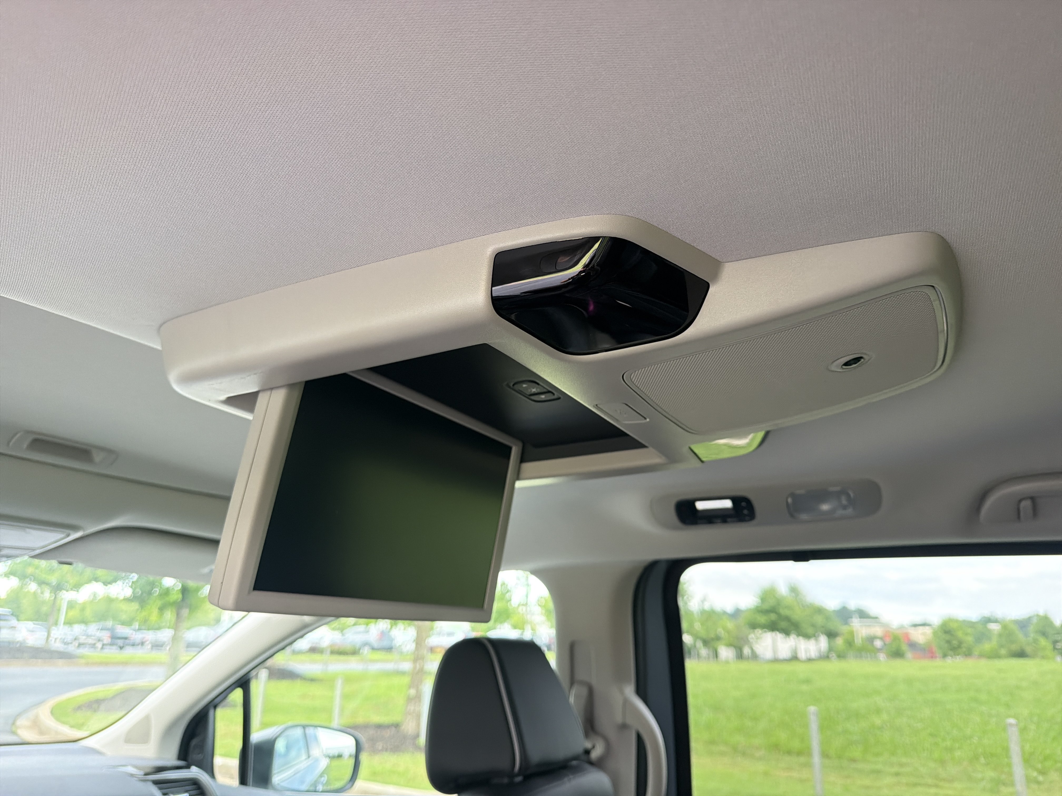 Certified 2025 Honda Odyssey Touring image 28