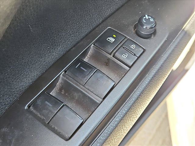 Used 2023 Toyota Camry SE w/ Protection Package (Q2) (TMS) FWD image 23