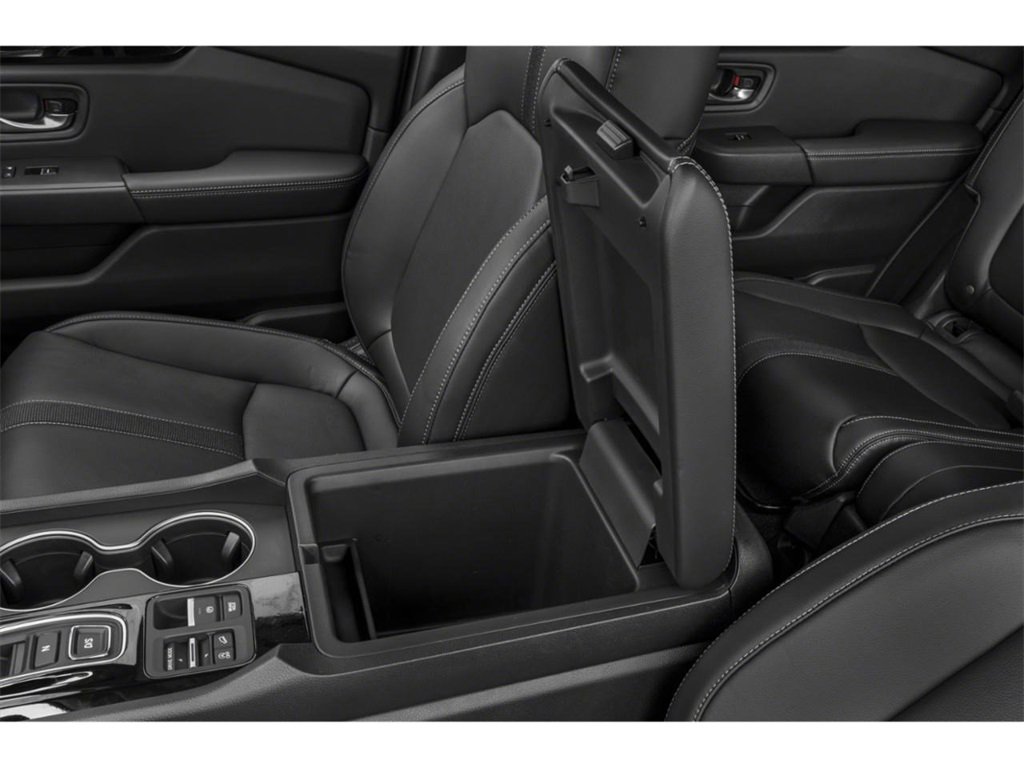 New 2025 Honda Pilot Touring image 11