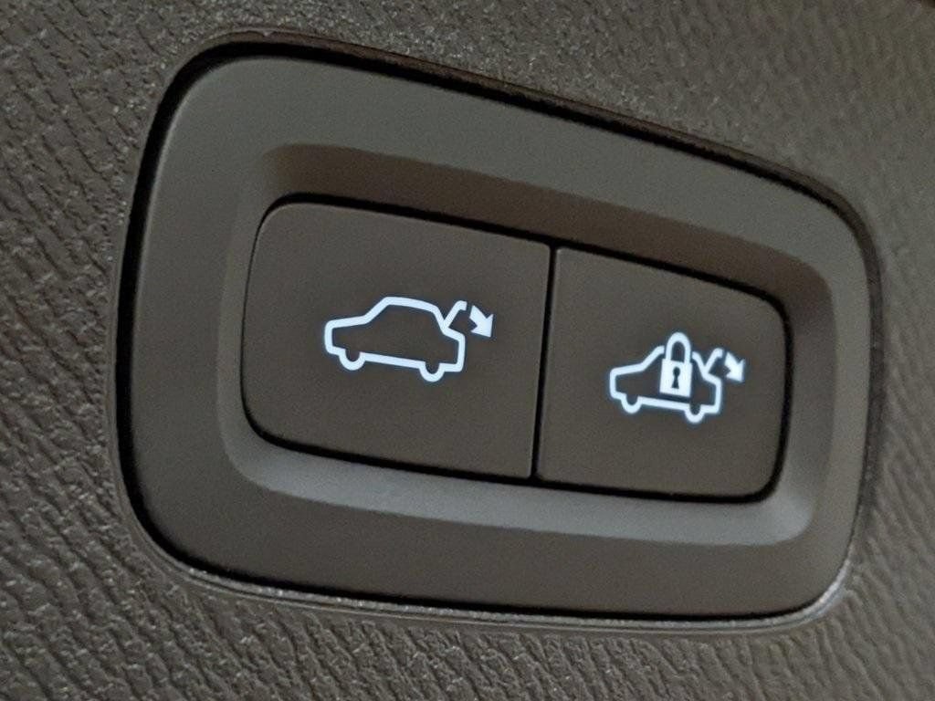 New 2026 Volvo XC90 B6 Ultra AWD/4WD image 30