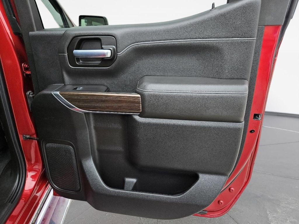 Used 2021 Chevrolet Silverado 1500 RST w/ Convenience Package II AWD/4WD image 30