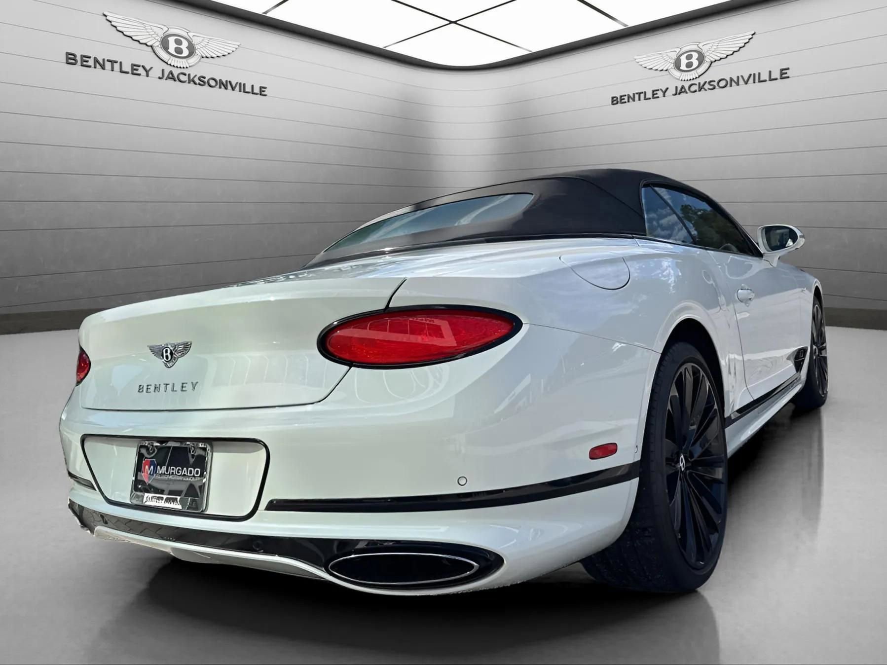 Used 2022 Bentley Continental GT Speed image 13