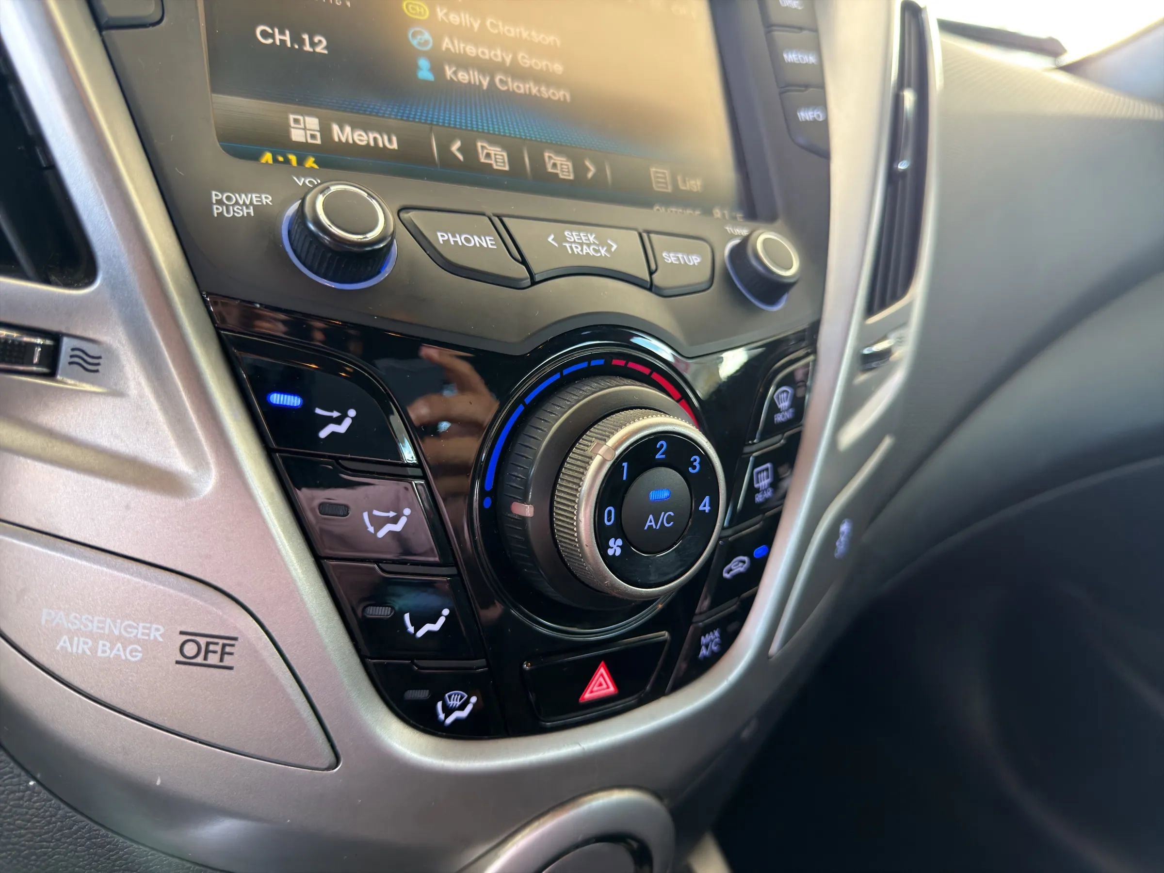 Used 2016 Hyundai Veloster w/ Option Group 02 image 29