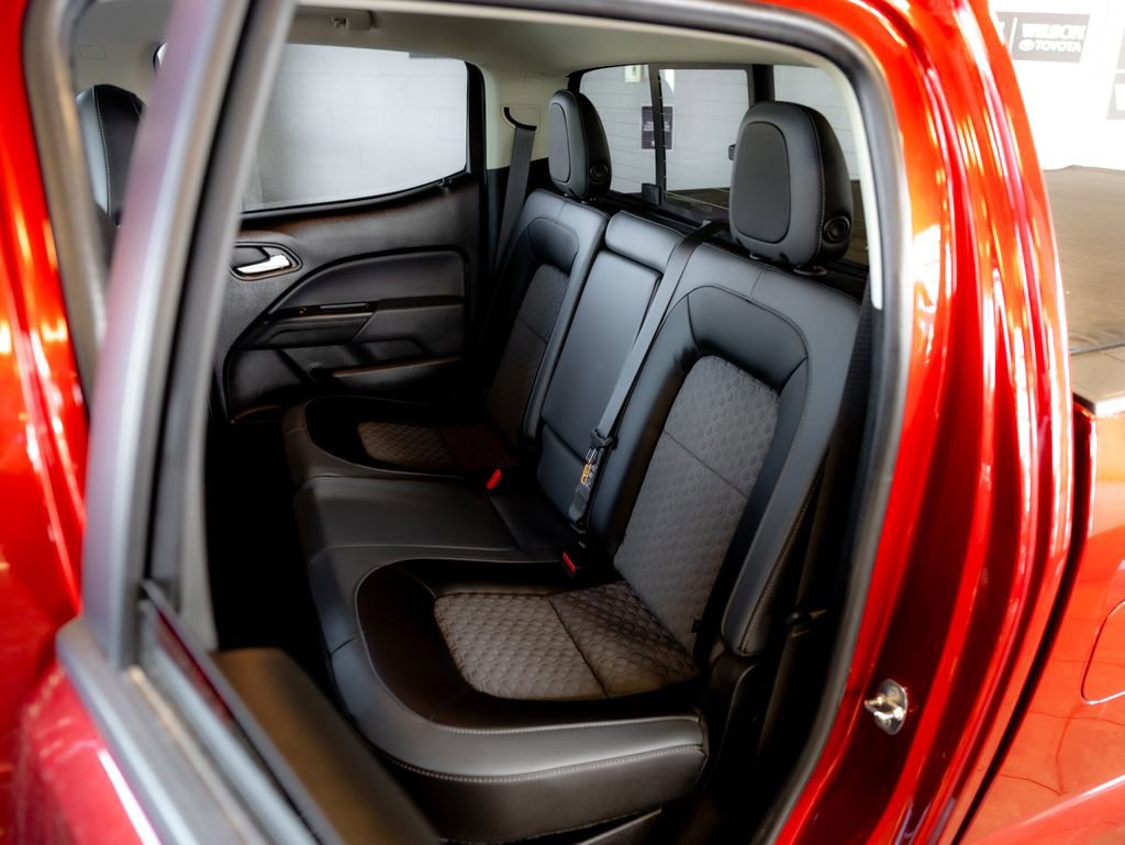Used 2022 Chevrolet Colorado Z71 w/ Safety Package image 11