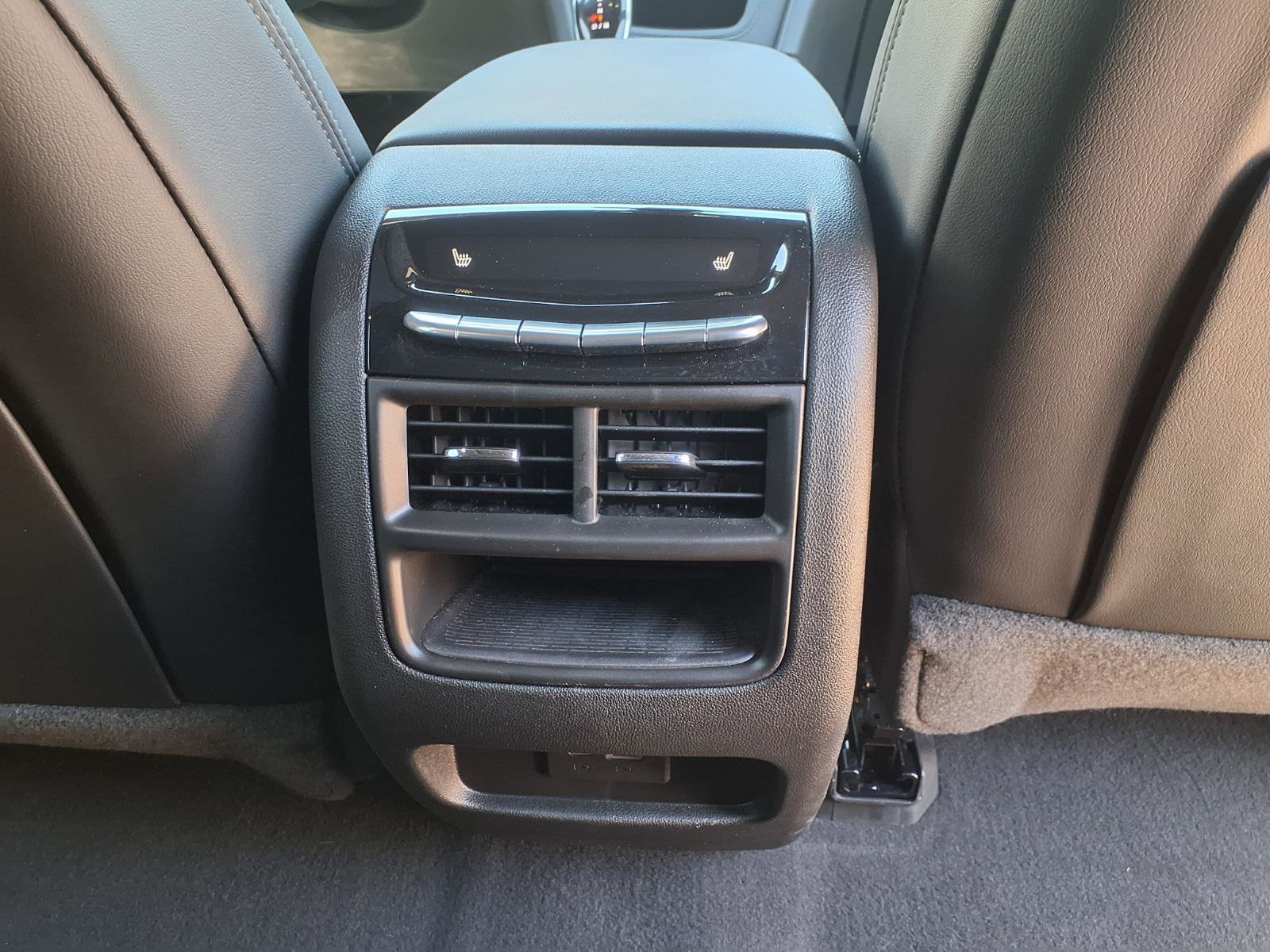 Used 2023 Cadillac XT5 Premium Luxury image 15