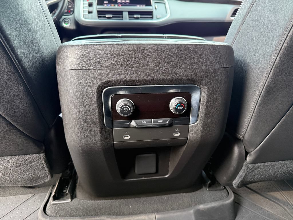 Used 2021 Chevrolet Tahoe Z71 AWD/4WD image 27