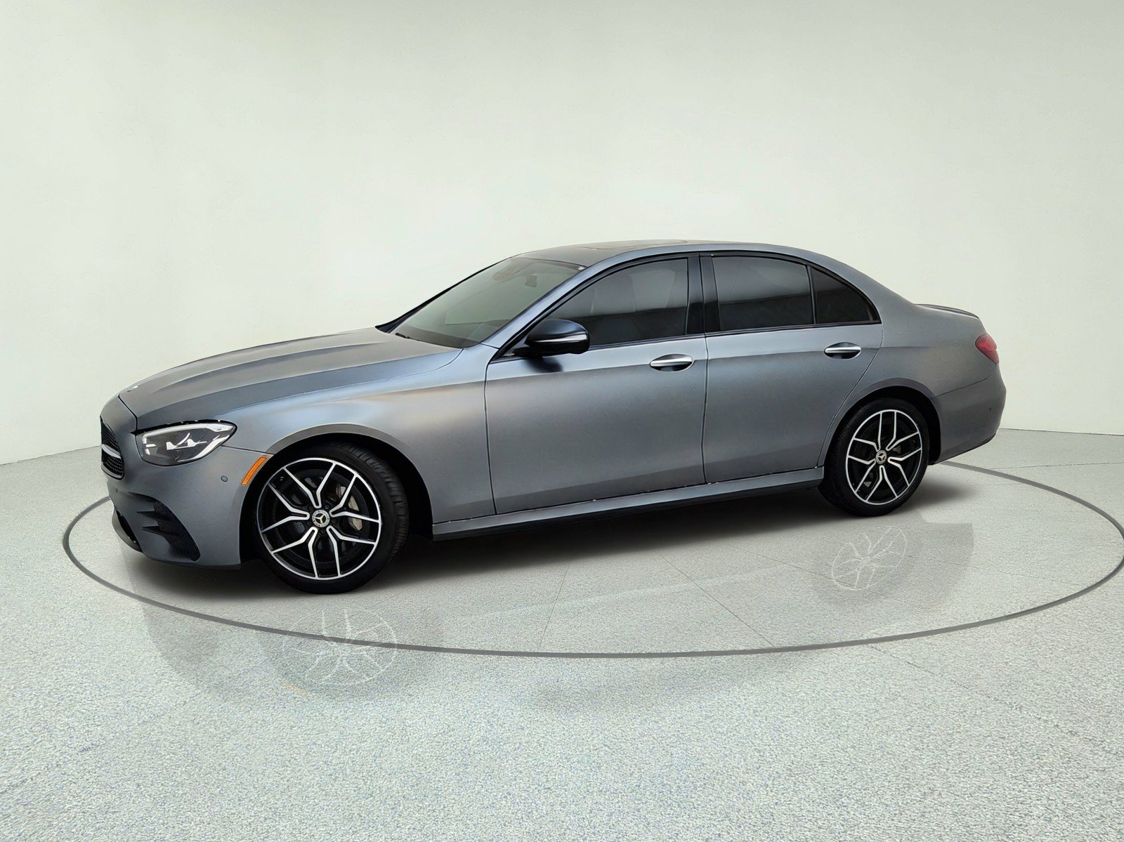 Used 2022 Mercedes-Benz E 350 Sedan image 15