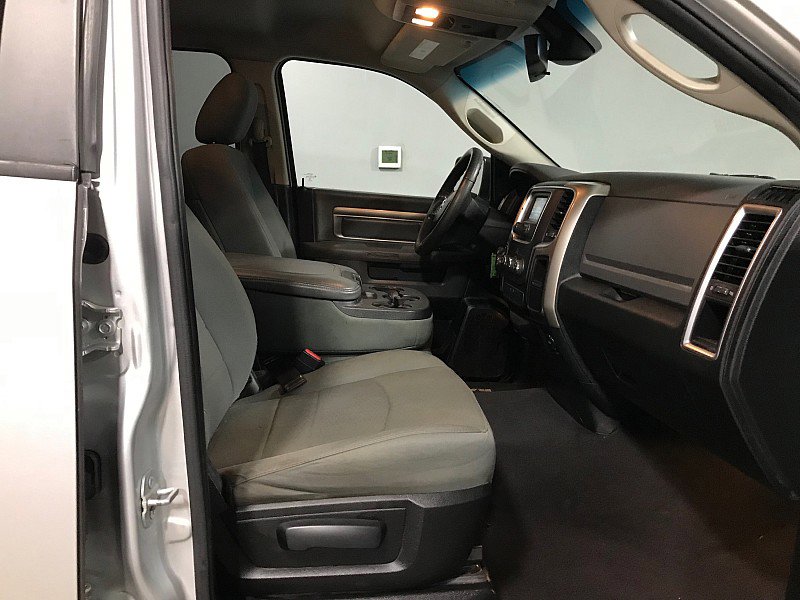 Used 2015 RAM 1500 Classic SLT image 13