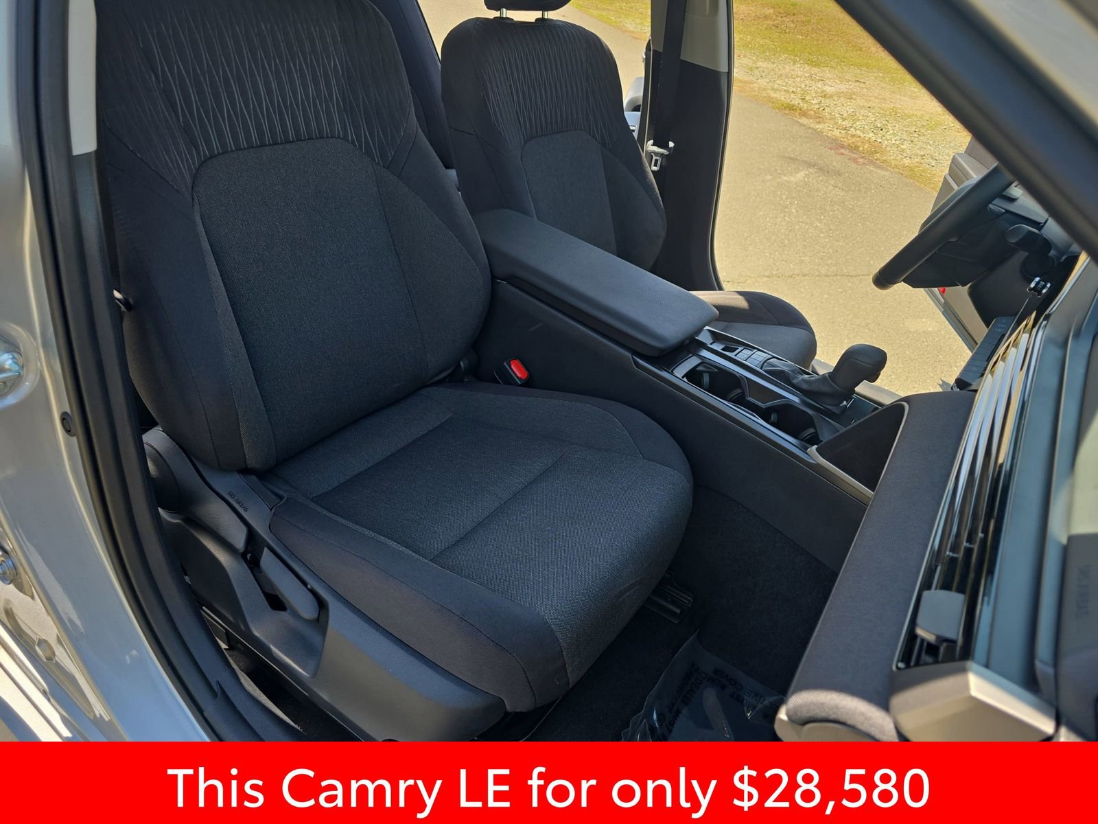 Used 2025 Toyota Camry LE w/ Convenience Package AWD/4WD image 16