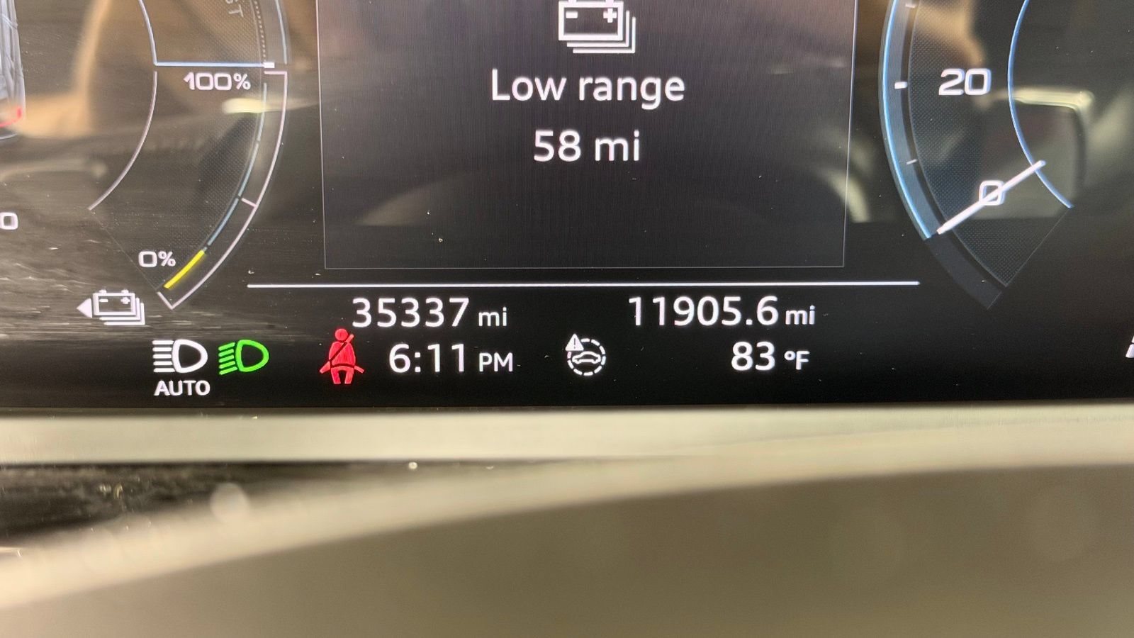 Used 2019 Audi e-tron Premium Plus AWD/4WD image 21