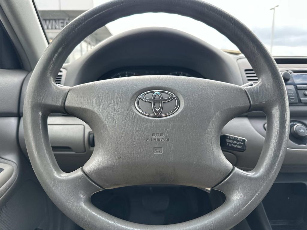 Used 2004 Toyota Camry LE FWD image 19
