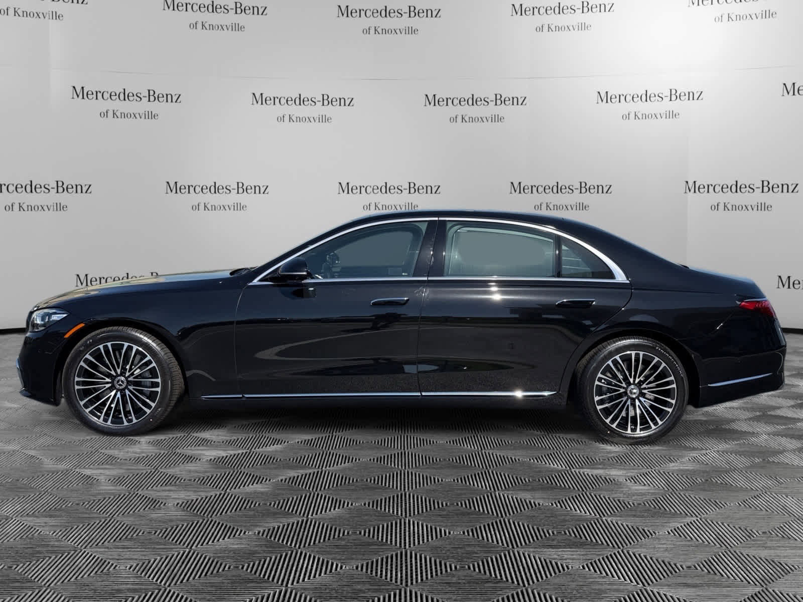 New 2026 Mercedes-Benz S 580 4MATIC Sedan video 2