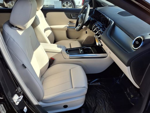 New 2026 Mercedes-Benz GLA 250 image 15