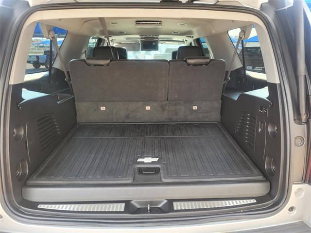 Used 2020 Chevrolet Suburban Premier image 14
