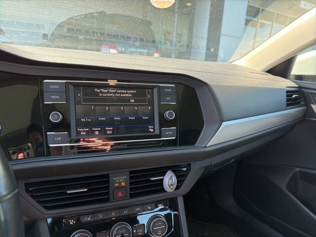 Used 2019 Volkswagen Jetta SE image 6