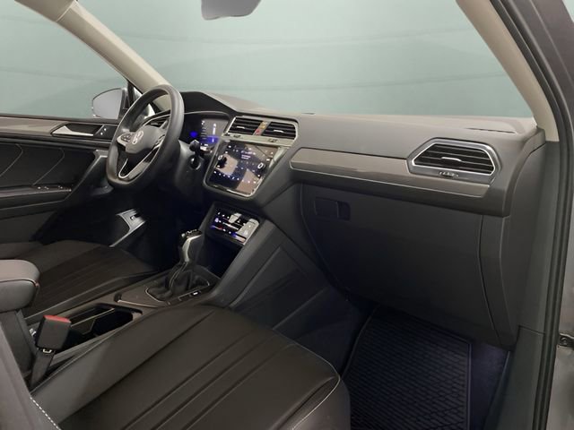 Used 2022 Volkswagen Tiguan SE FWD image 76