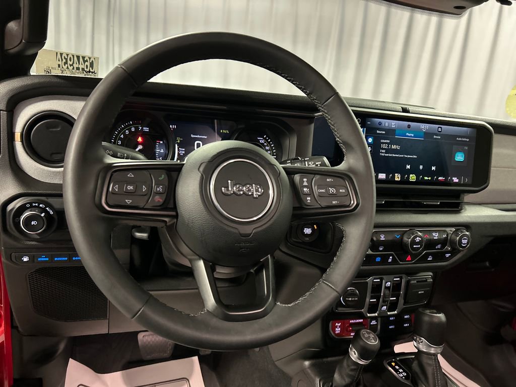 Used 2025 Jeep Wrangler Willys 4xe image 15