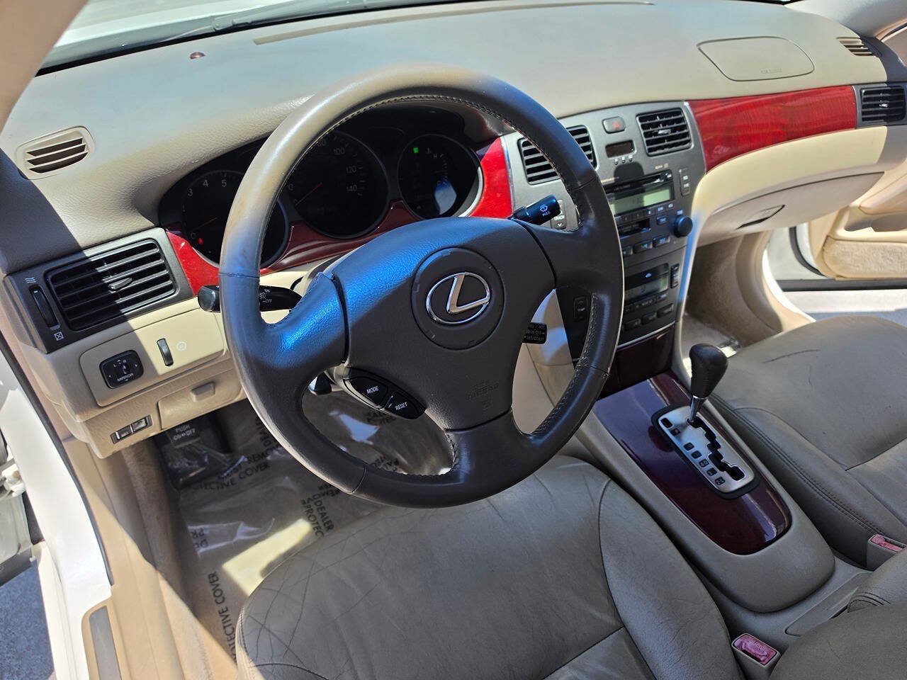 Used 2002 Lexus ES 330 w/ Premium Pkg FWD image 35