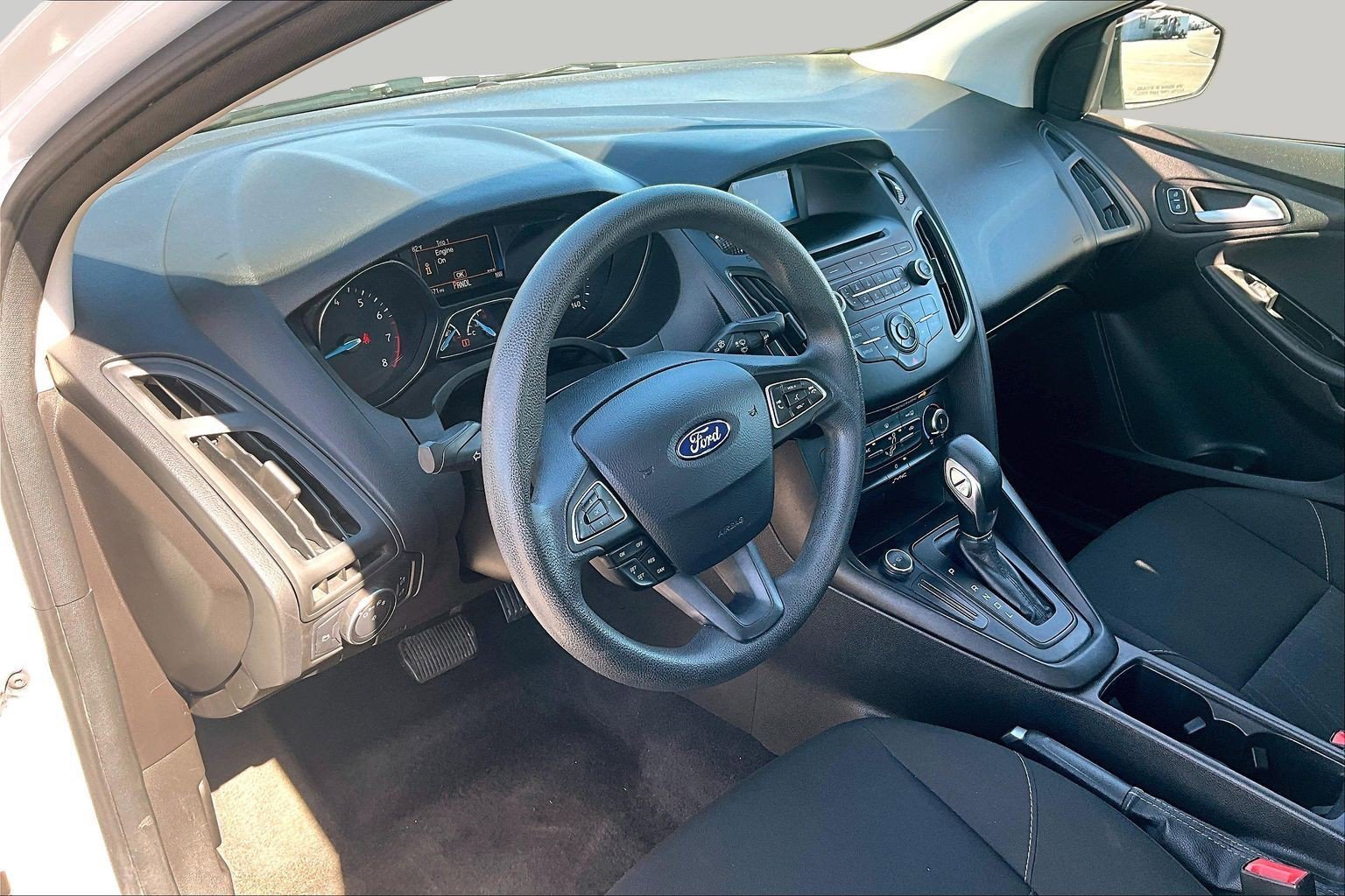 Used 2017 Ford Focus SE image 12