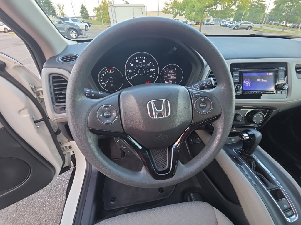 Used 2016 Honda HR-V LX image 25