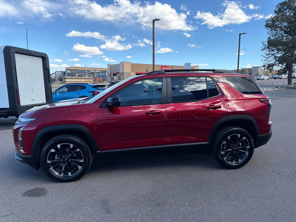 Used 2025 Chevrolet Equinox RS w/ Safety and Technology Package image 2