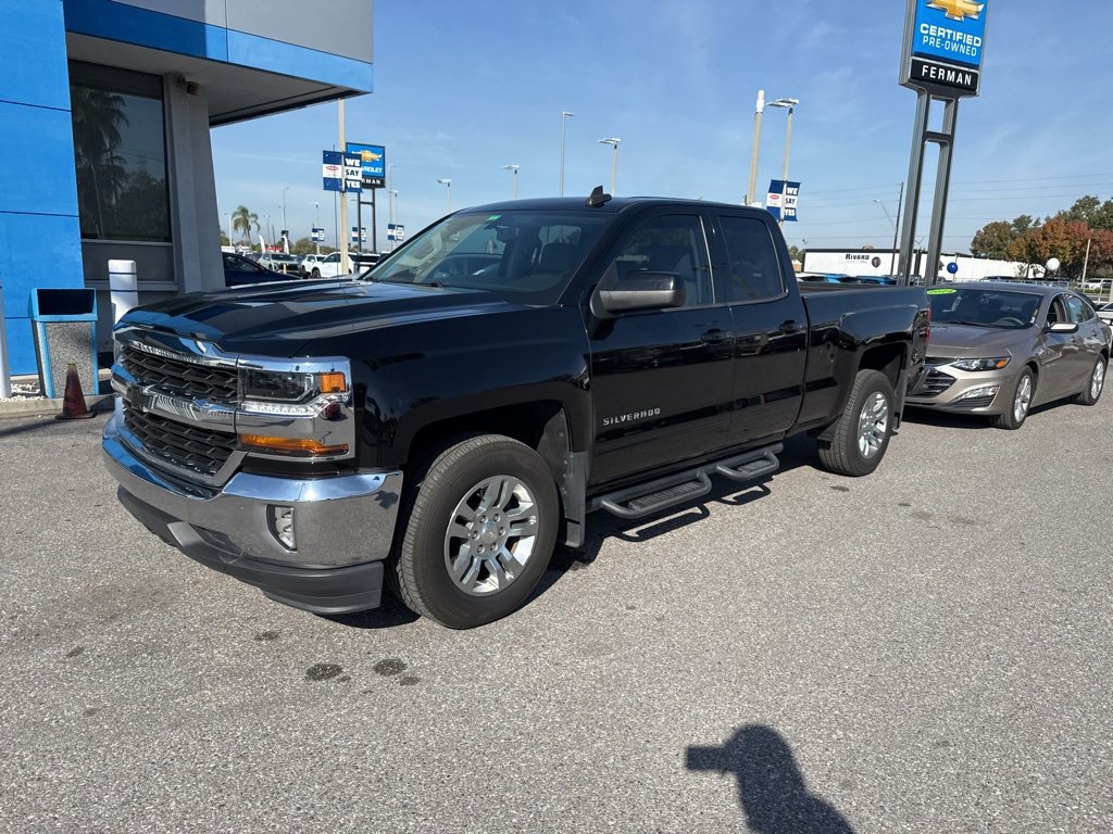 Used 2018 Chevrolet Silverado 1500 LT w/ All Star Edition image 2