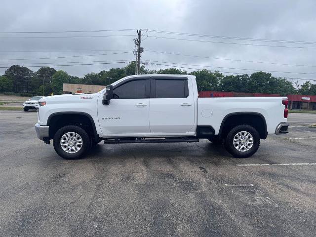 Used 2023 Chevrolet Silverado 2500 LT w/ Convenience Package AWD/4WD image 4