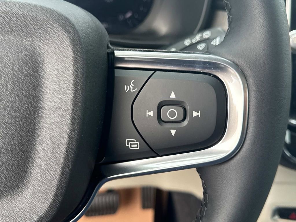 New 2026 Volvo XC40 B5 Ultra w/ Climate Package AWD/4WD image 29
