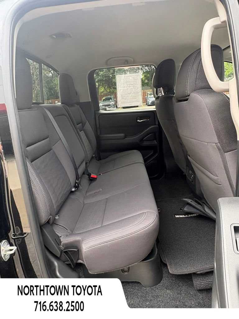 Used 2023 Nissan Frontier SV w/ SV Convenience Package AWD/4WD image 15