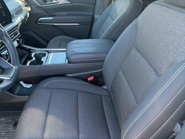 Certified 2024 Chevrolet Traverse LT w/ LPO, Floor Liner Package image 34