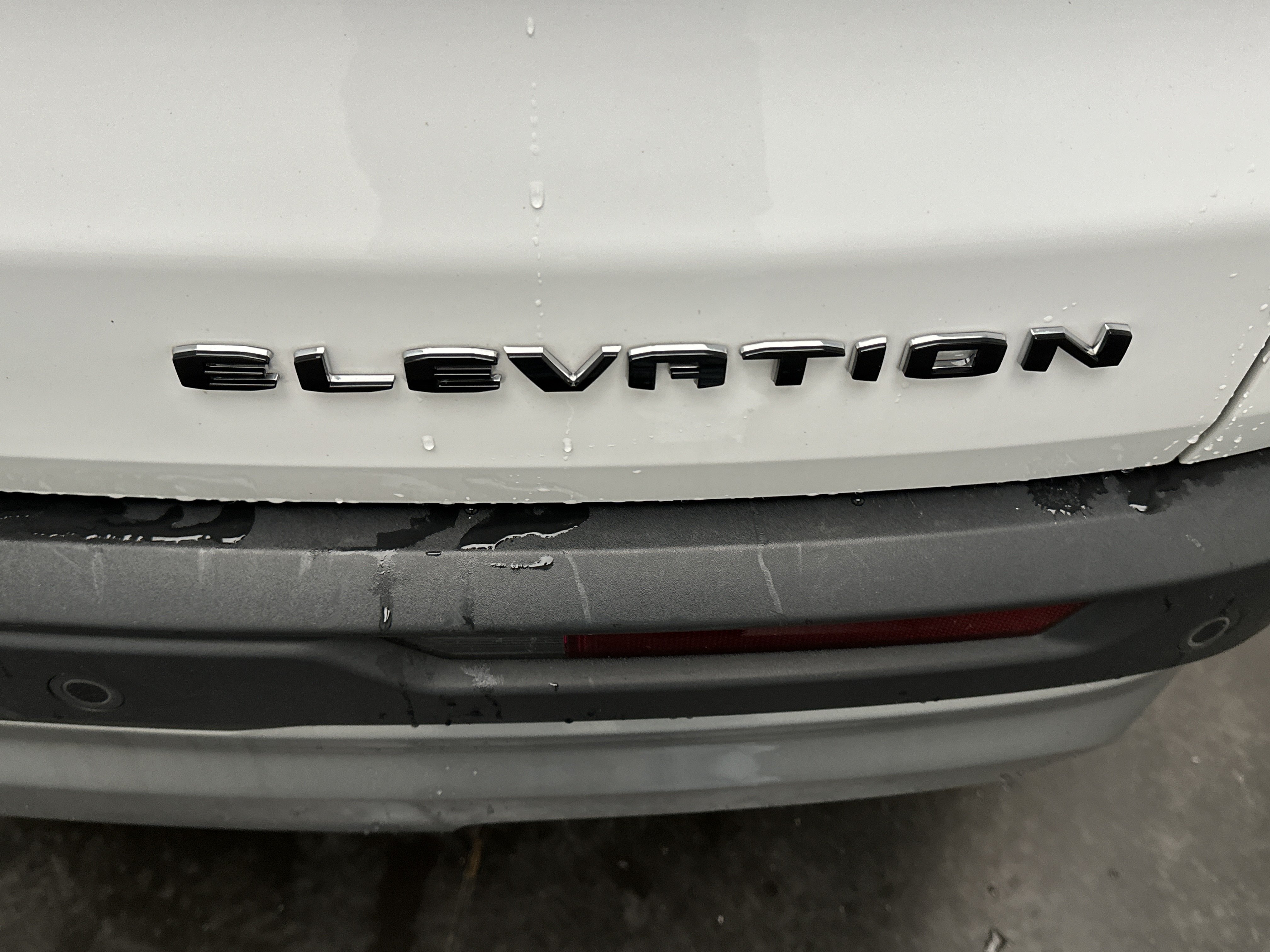Used 2025 GMC Acadia Elevation FWD image 12