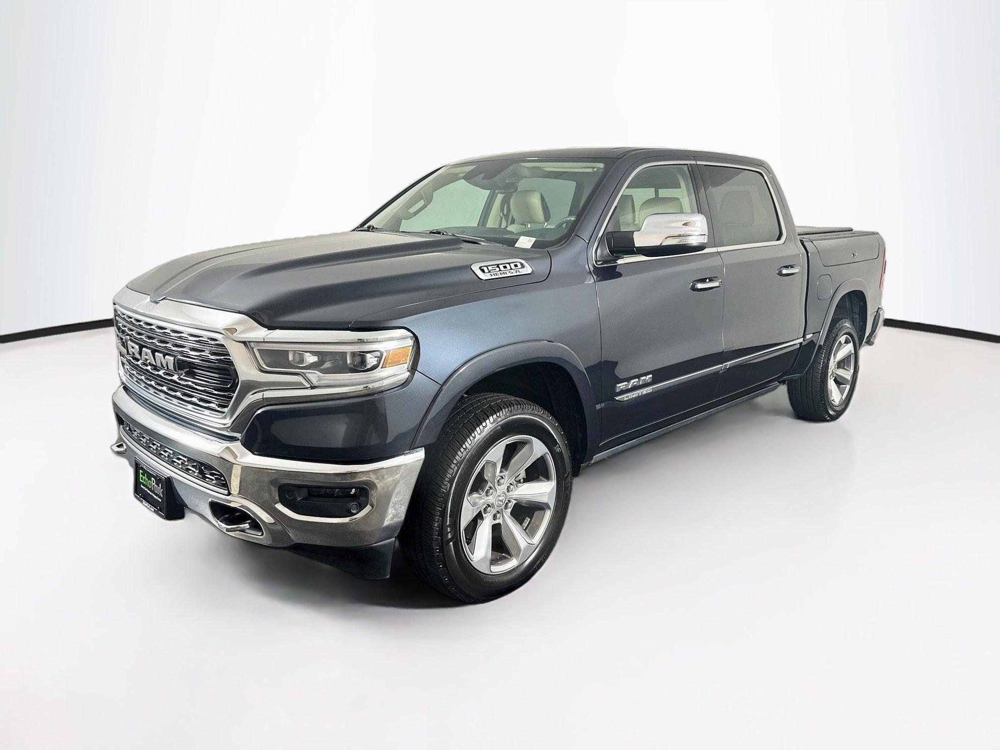 Used 2019 RAM 1500 Limited AWD/4WD image 3
