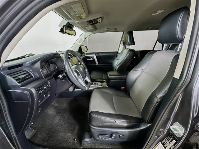 Used 2020 Toyota 4Runner SR5 Premium image 27