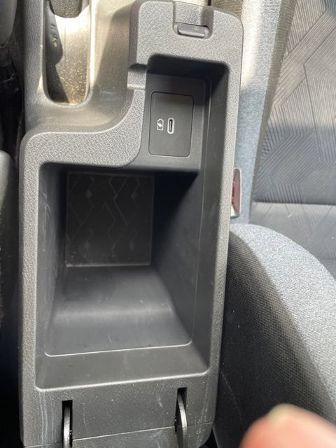 Used 2023 Nissan Versa SV FWD image 36