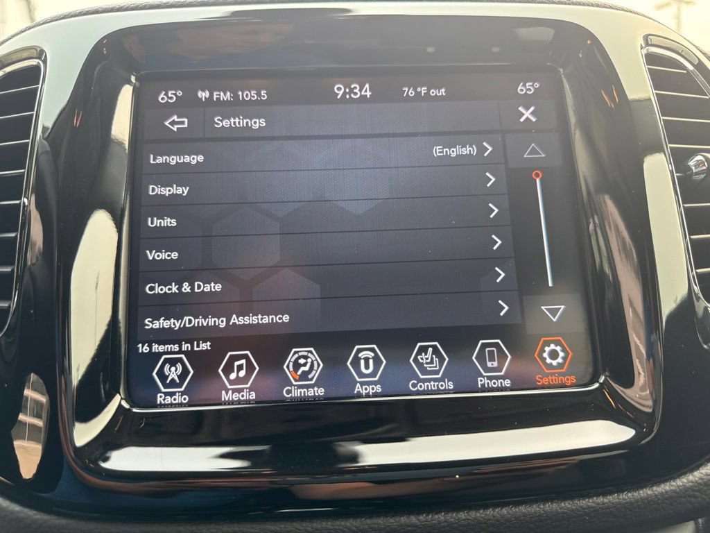 Used 2020 Jeep Compass Limited w/ Advanced Safety Group AWD/4WD image 29