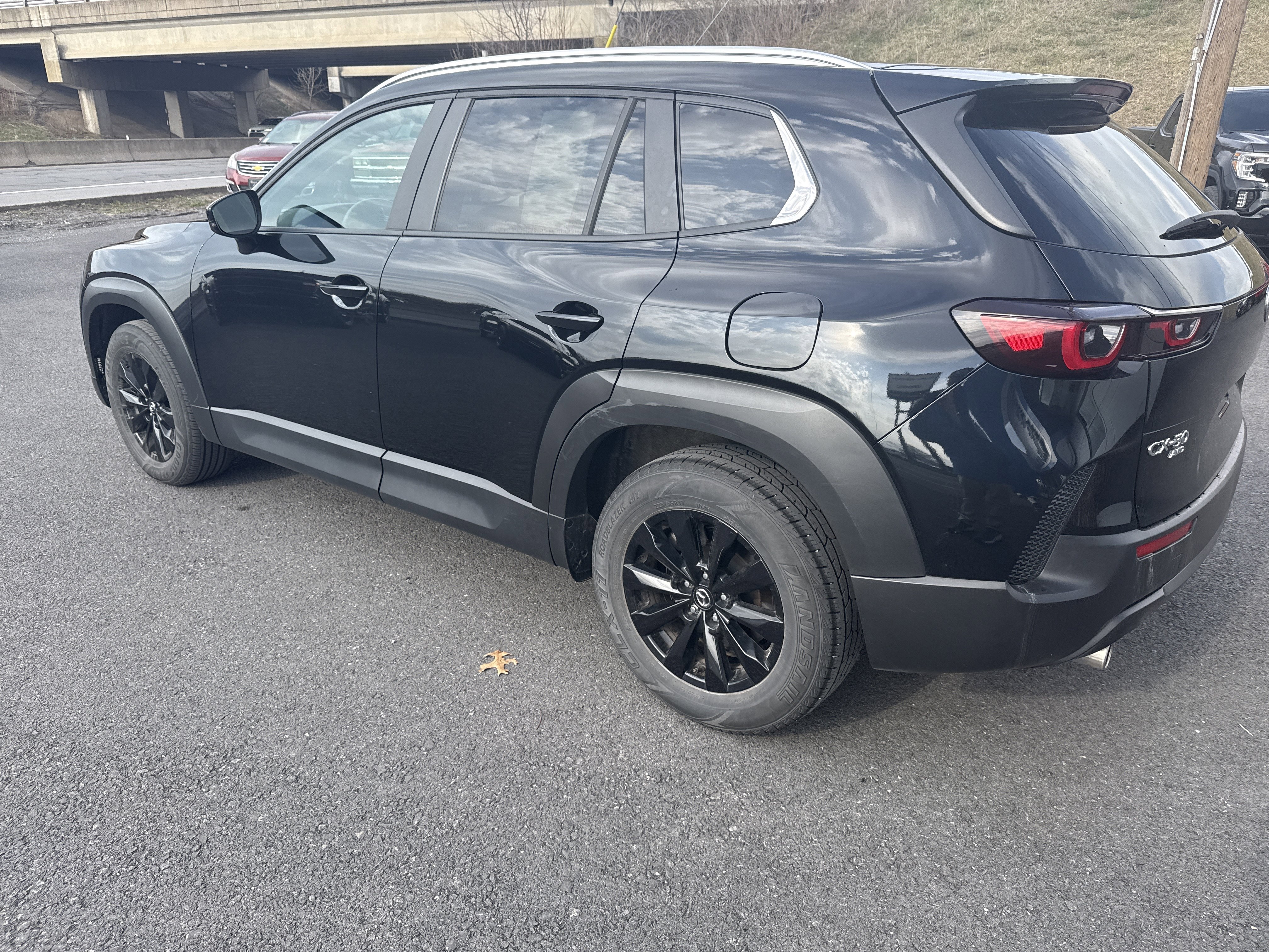 Used 2025 MAZDA CX-50 AWD 2.5 S w/ Preferred Package image 5