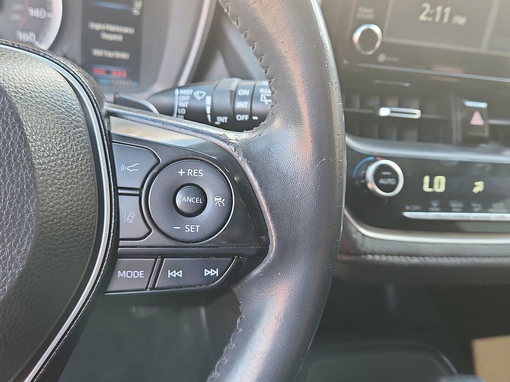Used 2021 Toyota Corolla SE w/ Special Edition FWD image 20