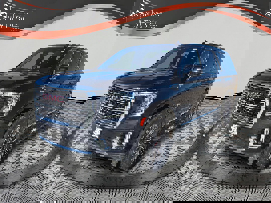 Used 2021 GMC Yukon SLT w/ SLT Luxury Plus Package image 1